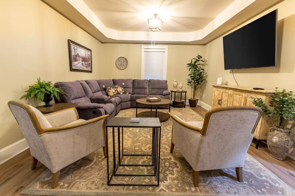 The Queen Place - Updated-Private Backyard Gordonville 外观 照片